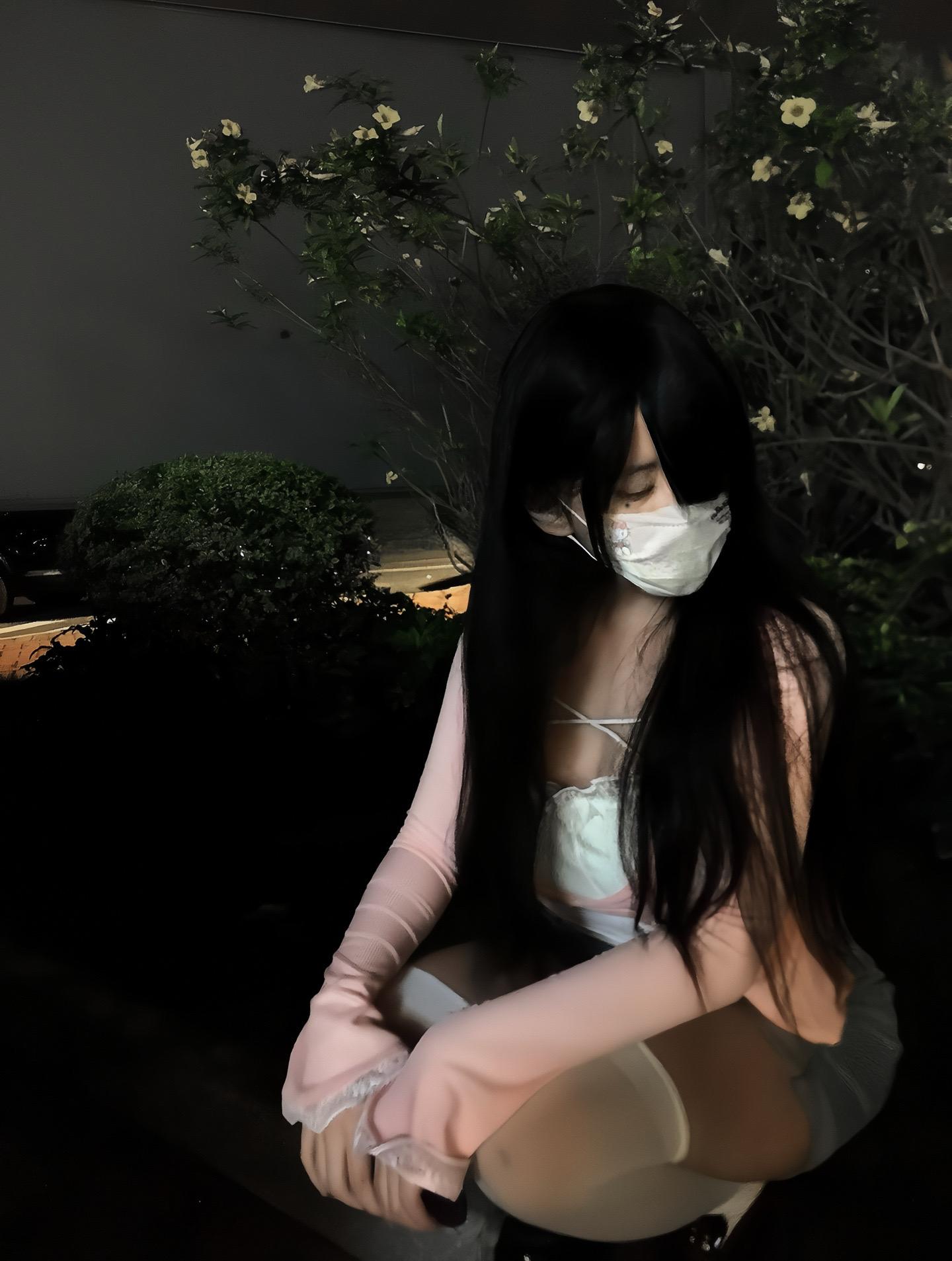 我眼眶的泪已装不下