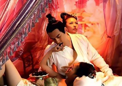 古代皇帝一夜临幸多名妃子，这在很多人看来是荒淫无道，纵欲无度的行为。

你说这事