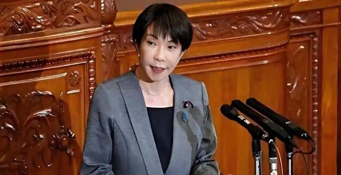 近期，日本自民党右翼代表高市早苗主导修订《皇室典范》，引发全民争议与舆论热议，其