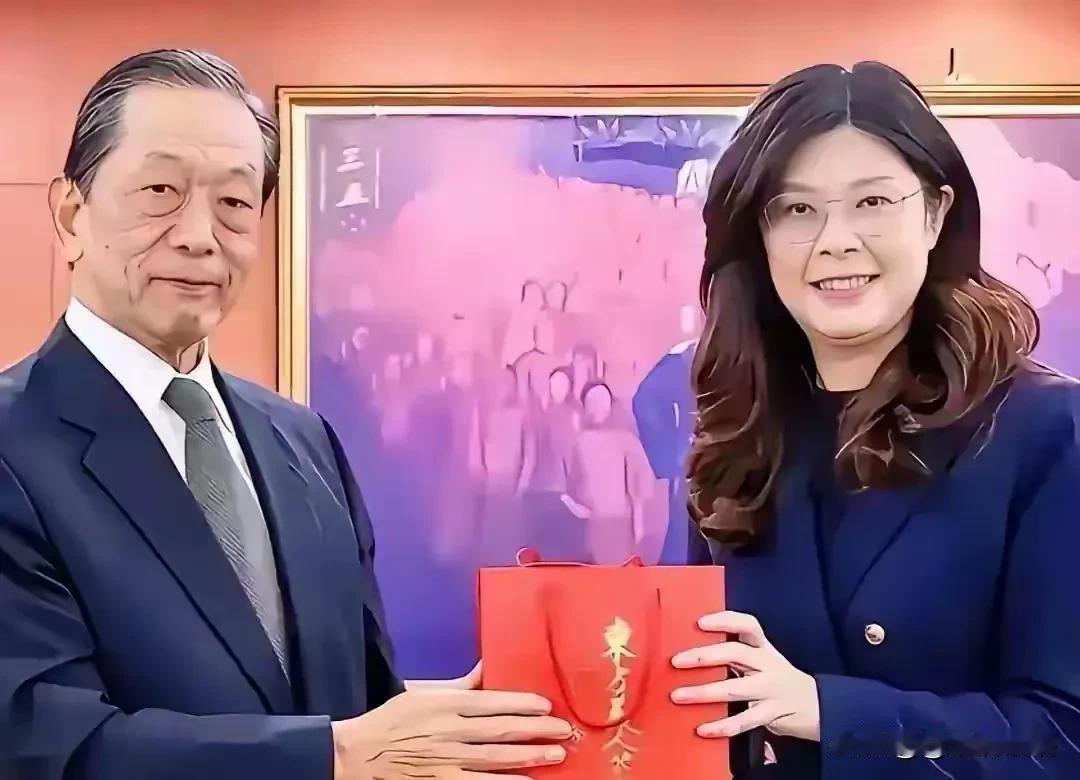 郑丽文高调宣布向日本地震灾区捐款，引发不小争议…
 
2026年7月28日，日本