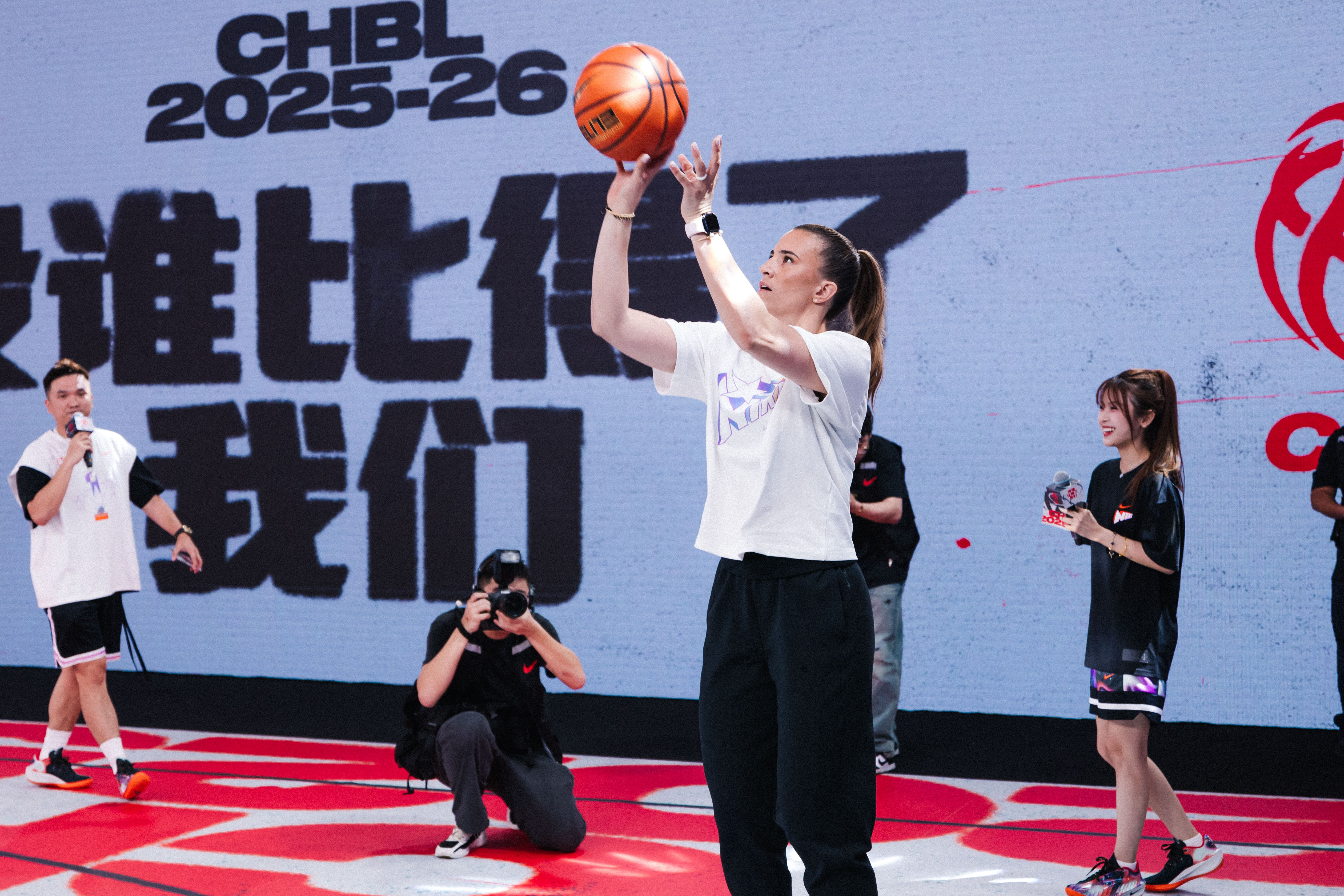 2026年4月6日，萨布丽娜·约内斯库（Sabrina Ionescu）在长沙正