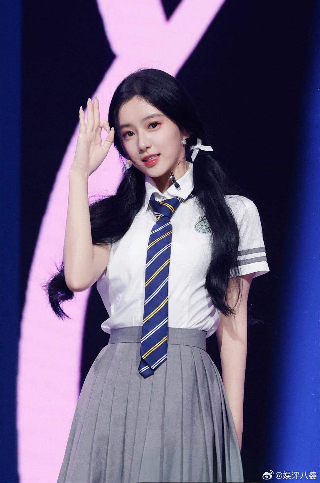 包上恩跳了好六主题曲舞包上恩主题曲舞活力上线！女团造型清爽养眼，舞步元气满满，甜