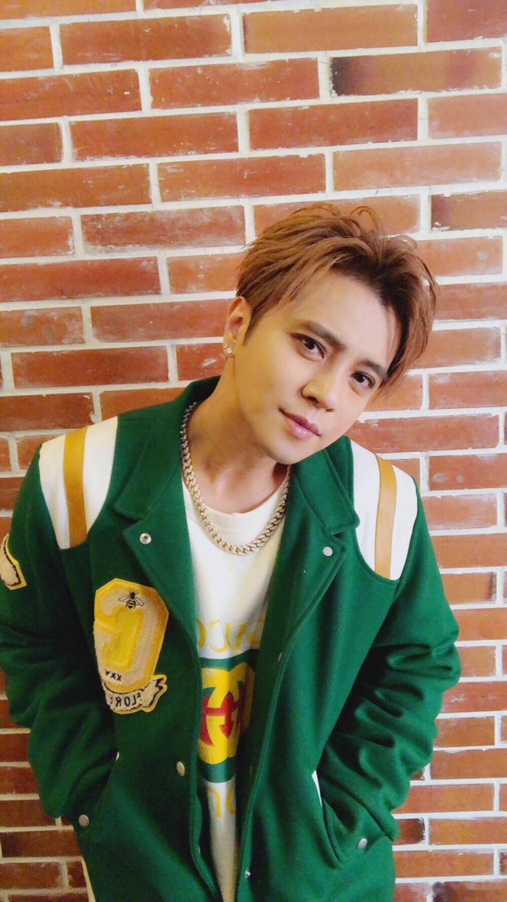 罗志祥方辟谣猝死传闻 据台媒，近日有传闻称46岁的罗志祥在家中猝死。对此，经纪人