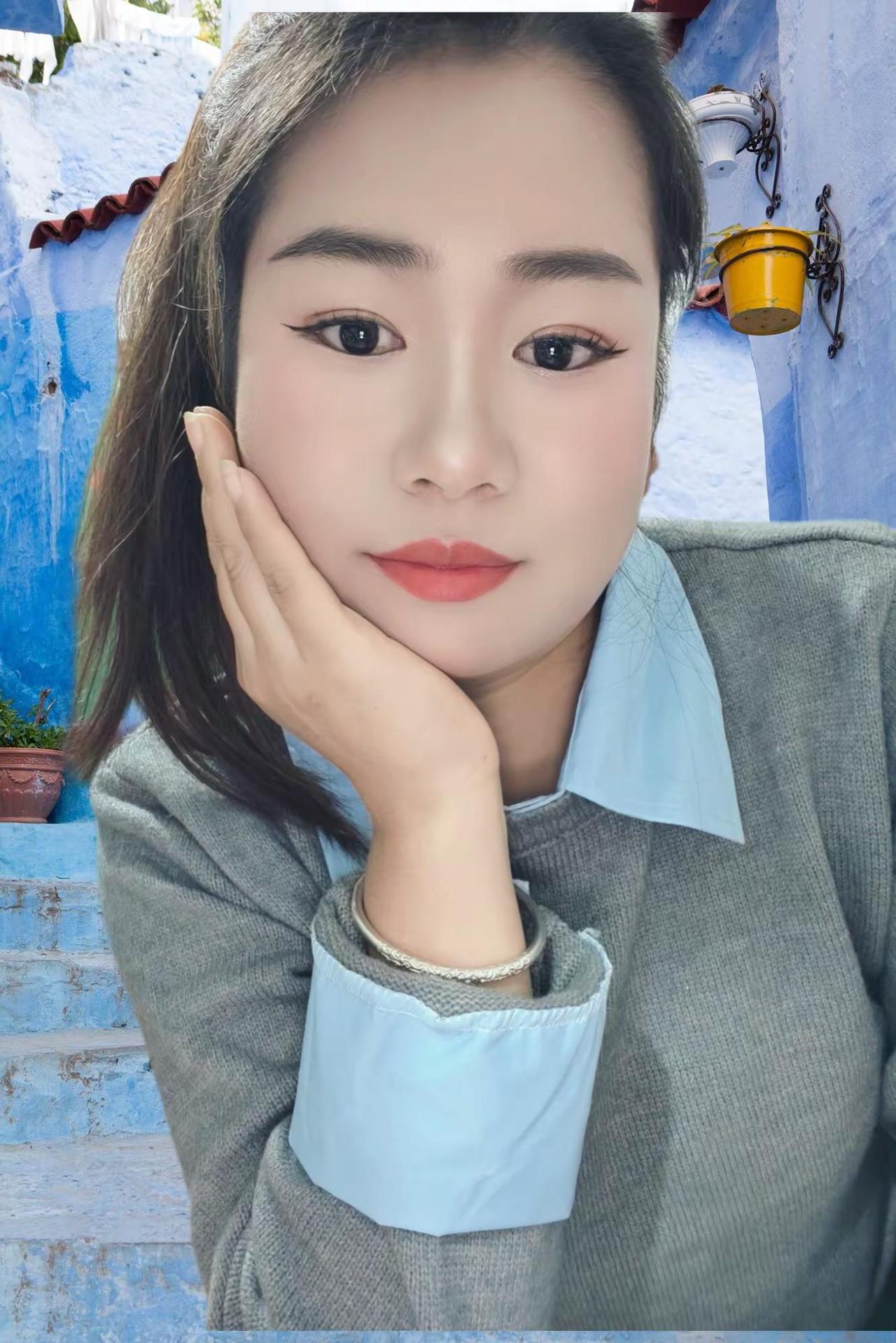 年少不知少妇好错把少女当成宝都说少女很迷人不知少妇更勾魂