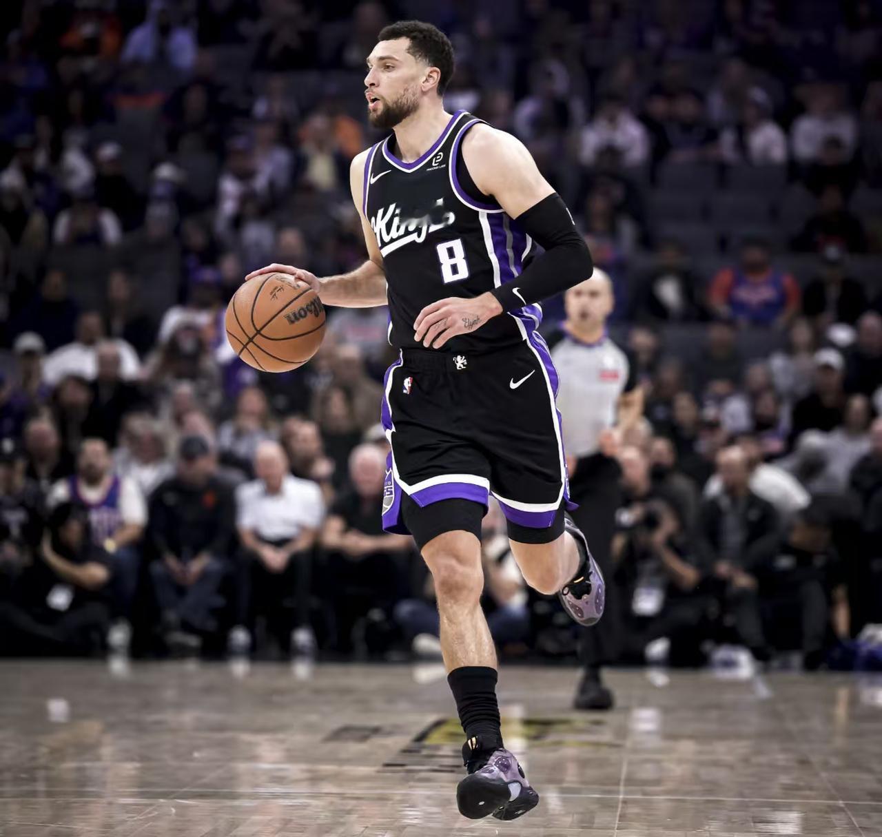 数据不会说谎！国王击败尼克斯豪取三连胜，谁是获胜功臣一目了然。
连斩火箭、湖人、