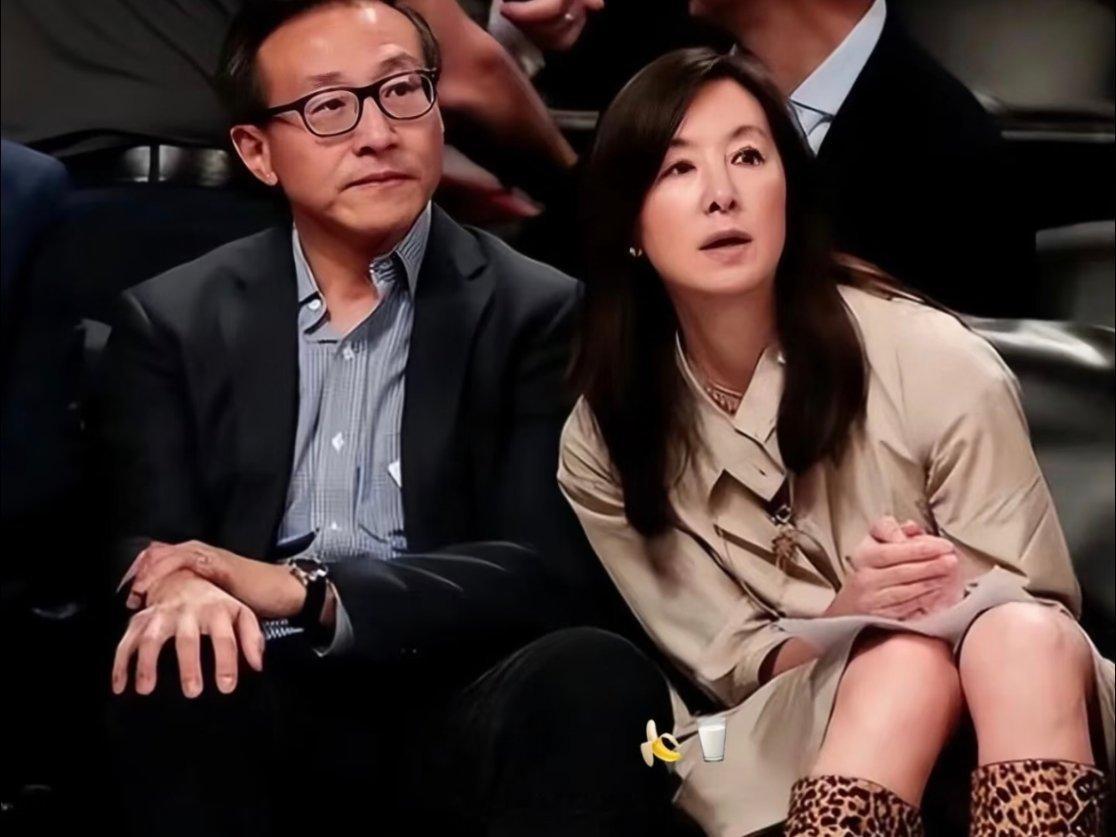 单纯从面相上来看蔡崇信的前妻吴明华的面相真的是太好了。她是典型的东方顶级老钱世家