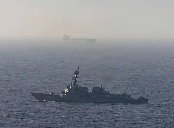 美军方表示，如果中国对台发动武统并划设禁航区，美方不得不击沉中方军舰。蔡正元表示