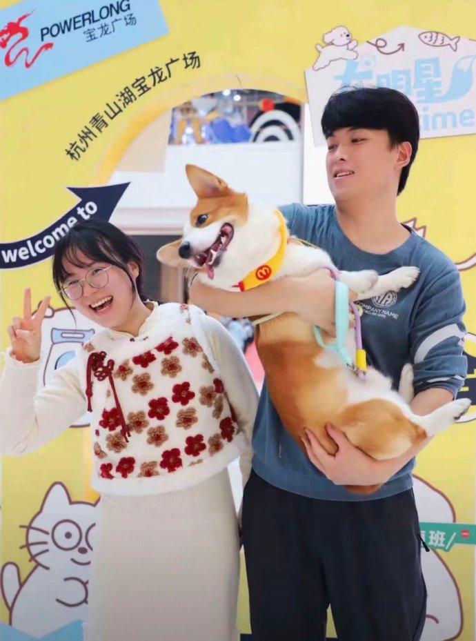 暴打马犬男子是惯犯，自称没房没车没存款，烂命一条不怕死
近日浙江杭州。一男子深夜