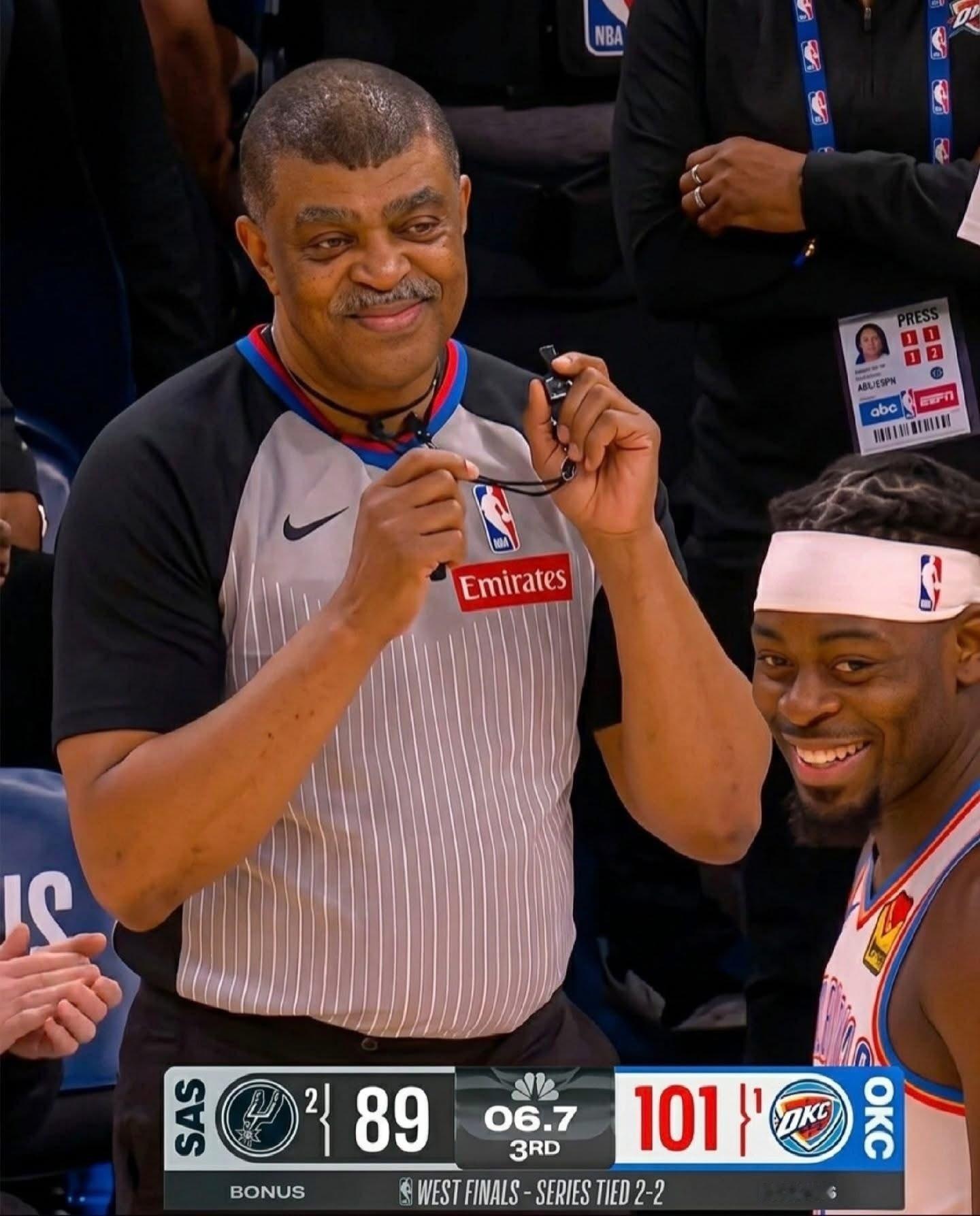 找个像裁判看雷霆队那样看你的人吧😭nba官方追加升级普拉姆利犯规