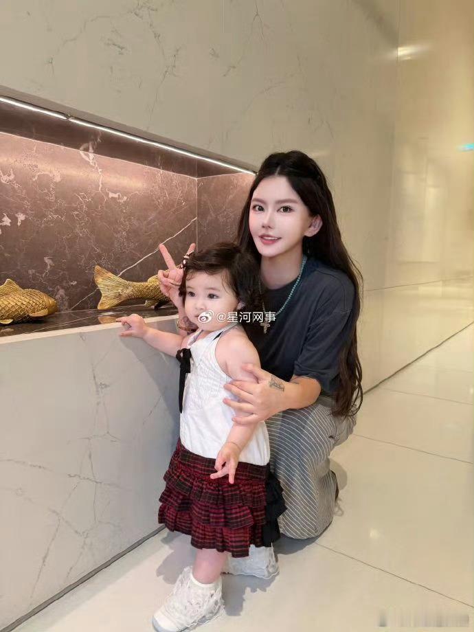 韩安冉给优米接短剧工作网红的小孩这么小就要出来工作咱就是说没必要吧这么小就要染上