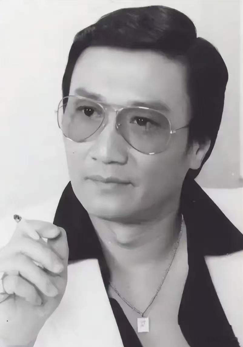 谢贤去世一代影坛四哥落幕，享年 89 岁以前总在港剧里看见他，潇洒侠客到高龄斩获