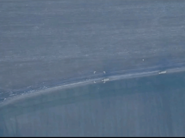 乌克兰军方称，12月14日，乌克兰无人机袭击了俄罗斯别尔哥罗德地区正在行进中的S