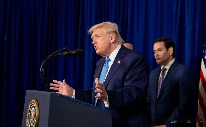 【美军逮捕马杜罗：特朗普称“死了许多古巴人”】

美军3日突袭委内瑞拉，逮捕总统