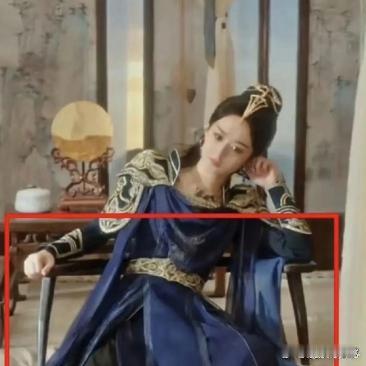 感觉王爷坐的好像不是椅子？好像是桌子 ​​​