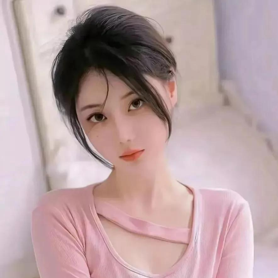 温柔少女心，粉色调穿搭，元气满满的一天