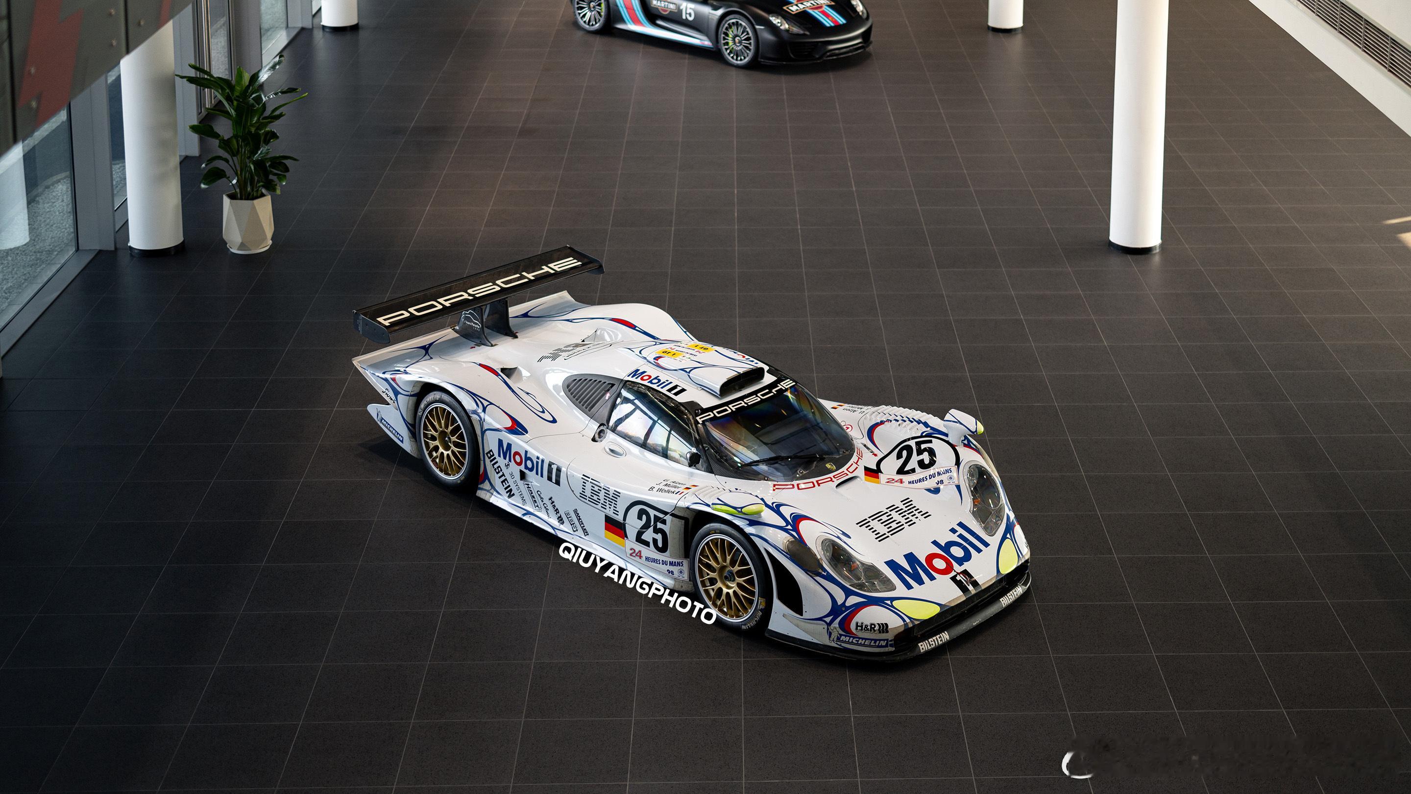 Porsche GT1 98 #cars01豪车拍# 六台98GT1 之一。继2