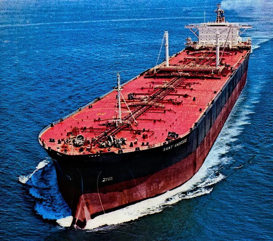 美军是真的拼！
 为了把“贝拉1号”油轮拦截下来，都已经整整5天了，穷追不舍，这