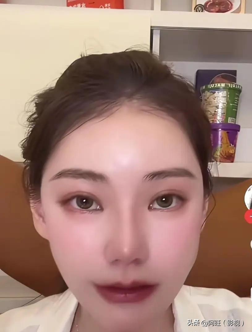 兰姐出差归来，得知儿媳马筱梅无端遭受非议，立刻录制视频发声力挺，一句成年人最高级
