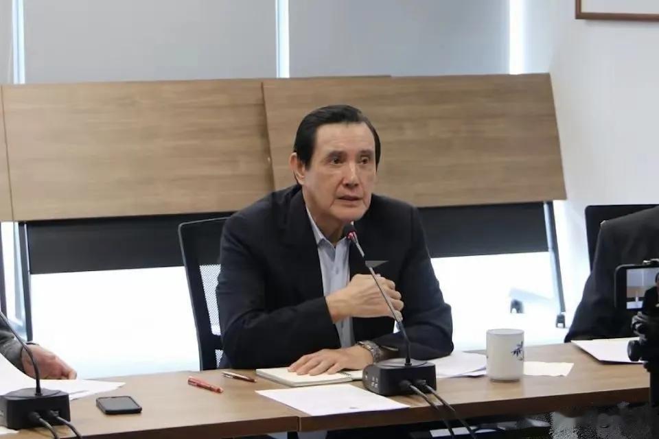 马英九昨天下午委由马办发表声明，原文如下：

“​大家好，我是马英九，也是马英九