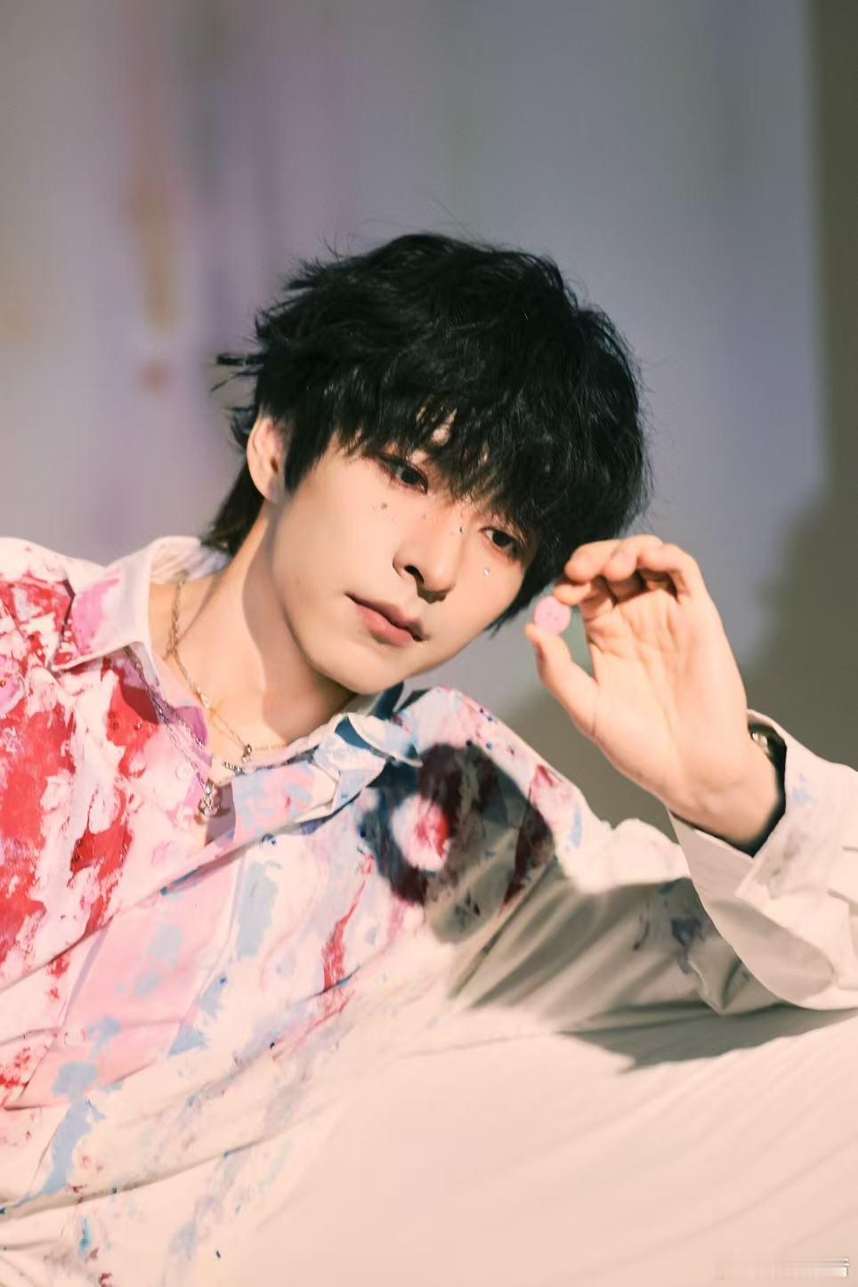 文韬收官见面会新歌首唱 文韬长沙见面会 最大的亮点，无疑是两首新歌的连发。用翻倍