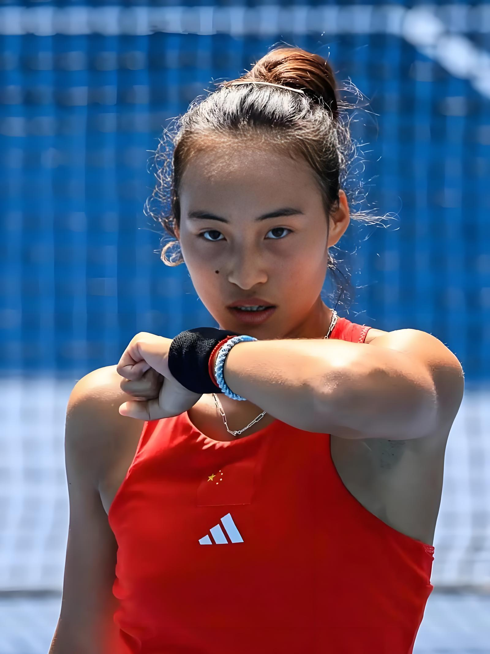 冷门与礼遇：马德里的双重奏七号种子的陨落4月23日深夜，马德里"魔术盒"球场见证