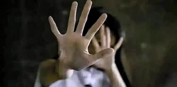 云南昭通，57岁男子与84岁老太发生关系后，老太穿好衣服后，称自己是被迫发生关系
