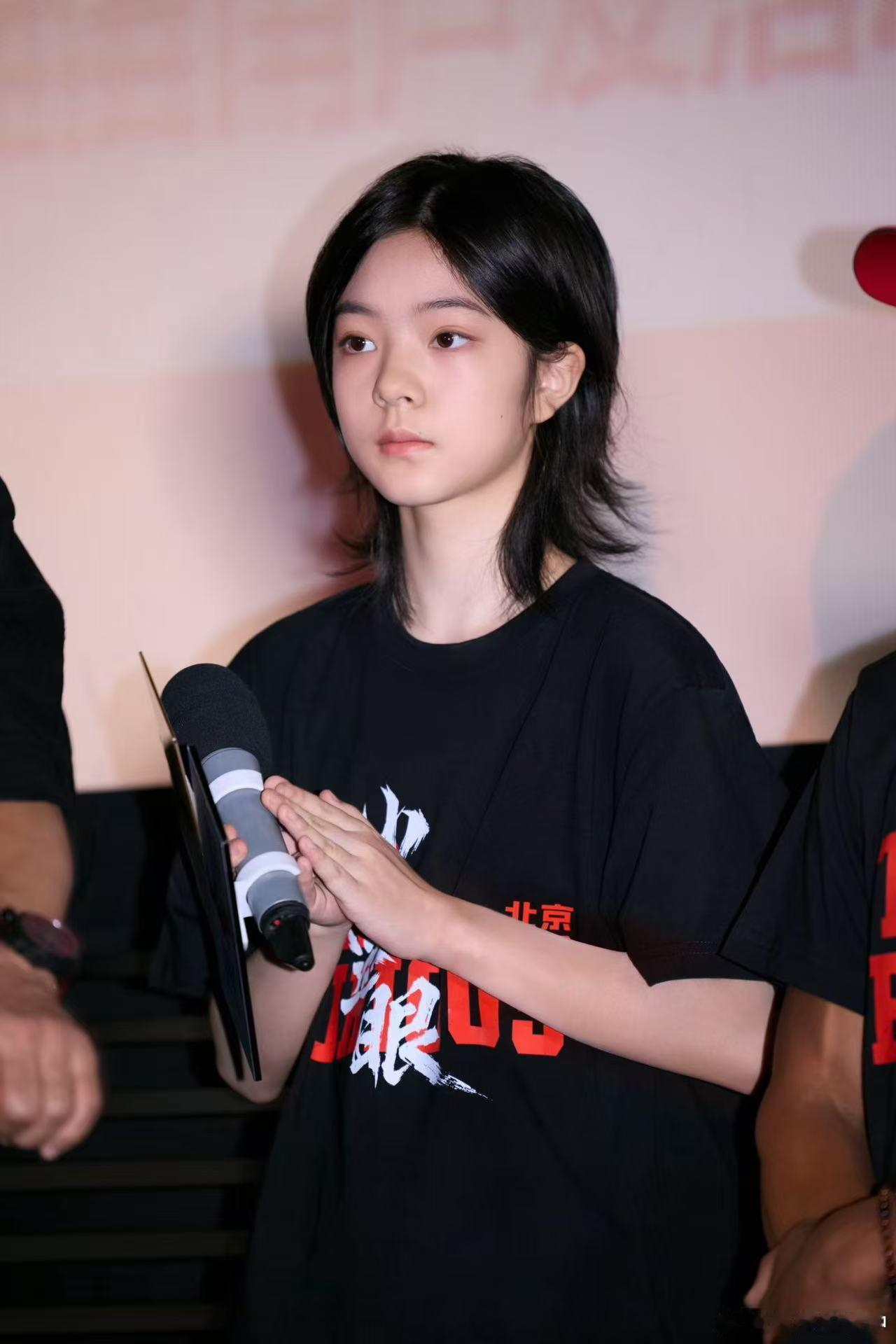 火遮眼杨恩又绝境自救杨恩又和谢苗父女戏好戳人看完《火遮眼》路演现场再回味正片，最