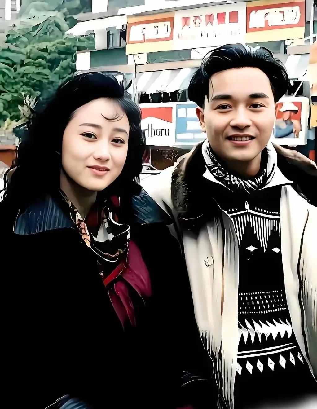 当年，千粒星慈善活动，原本安排周润发、曾志伟互相玩闹扔蛋糕，二人却临时转向利智，