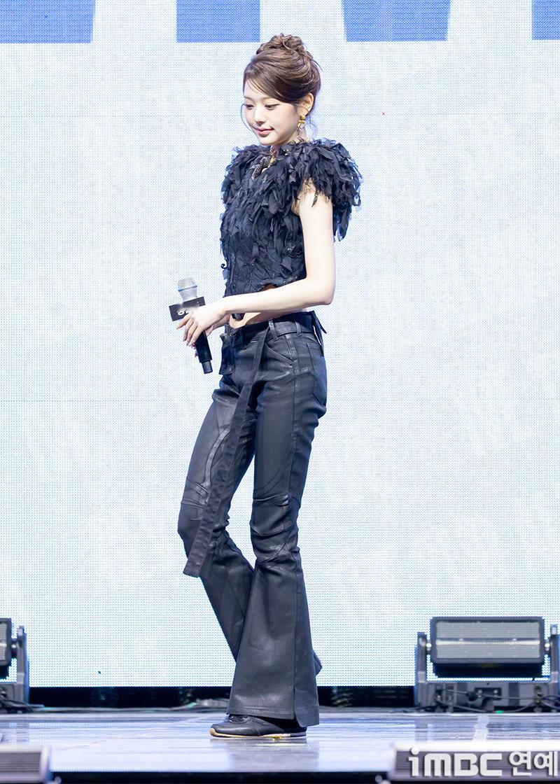 横看成岭侧成峰 