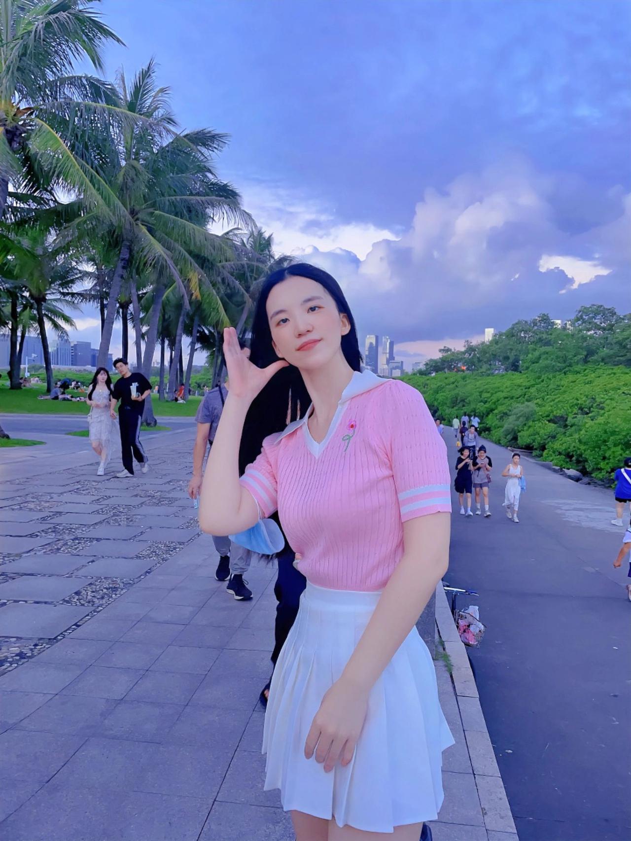 感恩遇见，世间所有相遇，皆有因由黑丝 袜子 小腿袜 女大学生