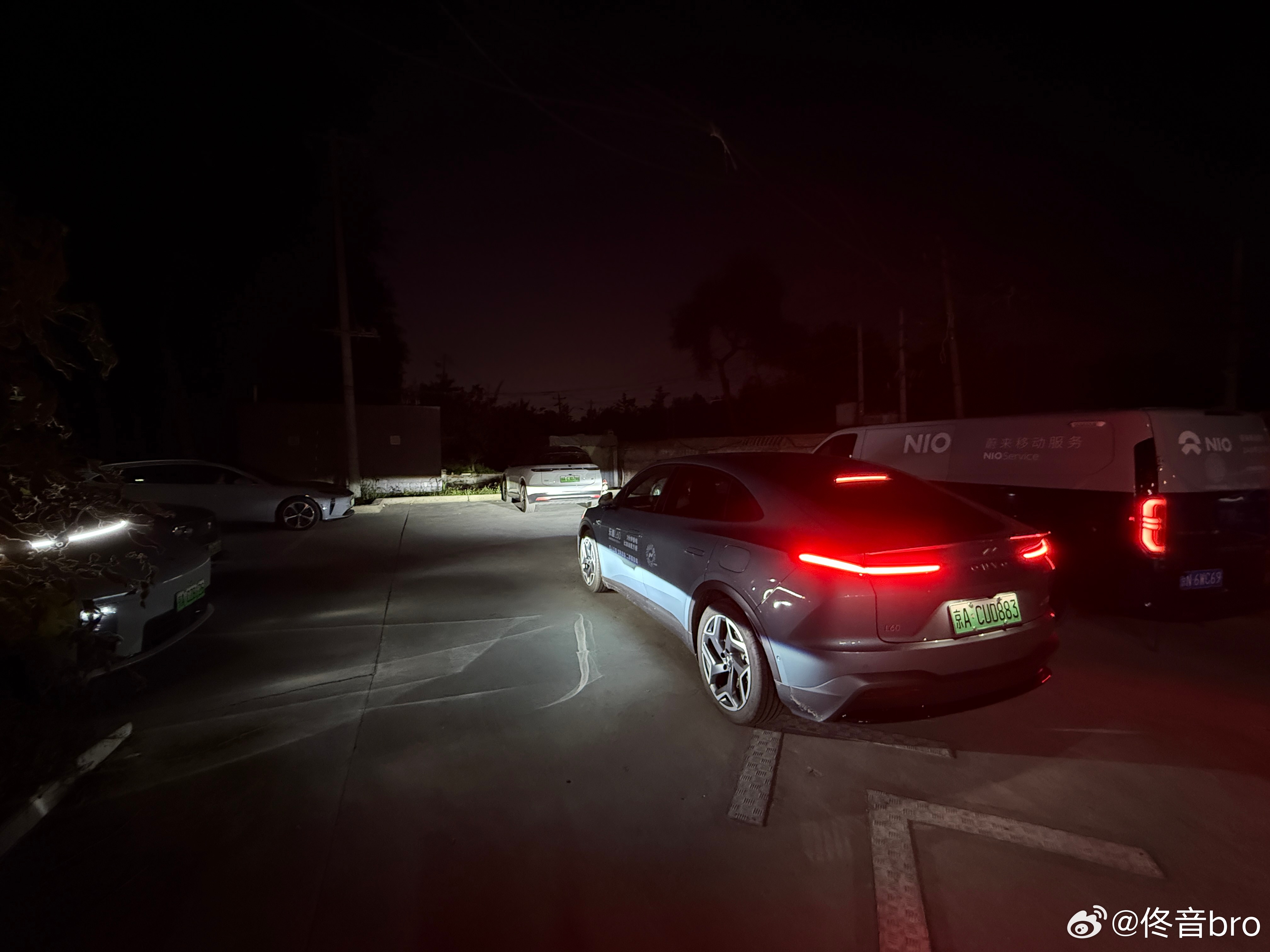蔚来好起来有明显感知了大半夜这换电站下饺子建议扩建！装下蔚来全家桶大v聊车蔚来 