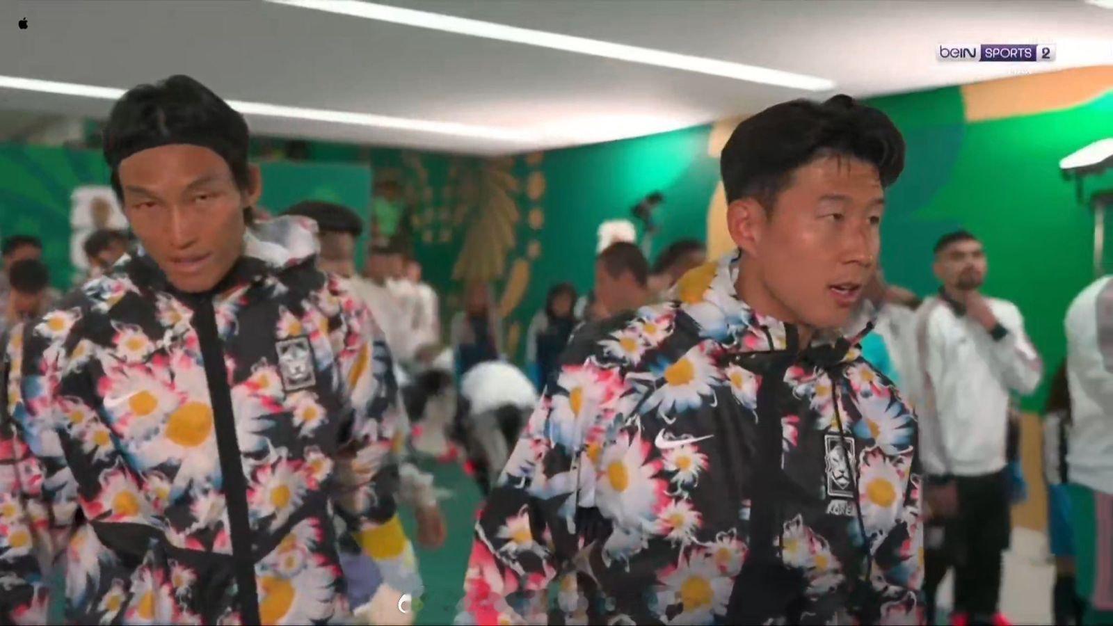 门将出场前看着还挺嚣张的韩国门将巨大失误