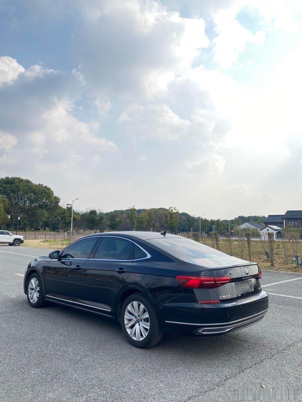 15万这个赛道还是太拥挤了  汽场全开  15万预算，轻松入手20万级B级车，超
