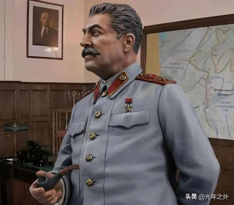 零下40度莫斯科冰尸阵！斯大林一道死令，让德军连烧火棍都找不到
 
1941年莫