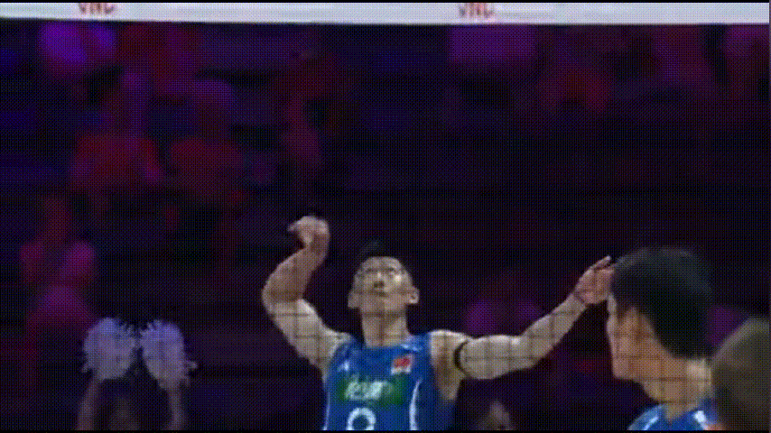 你比的一传有如冰壶钻洞