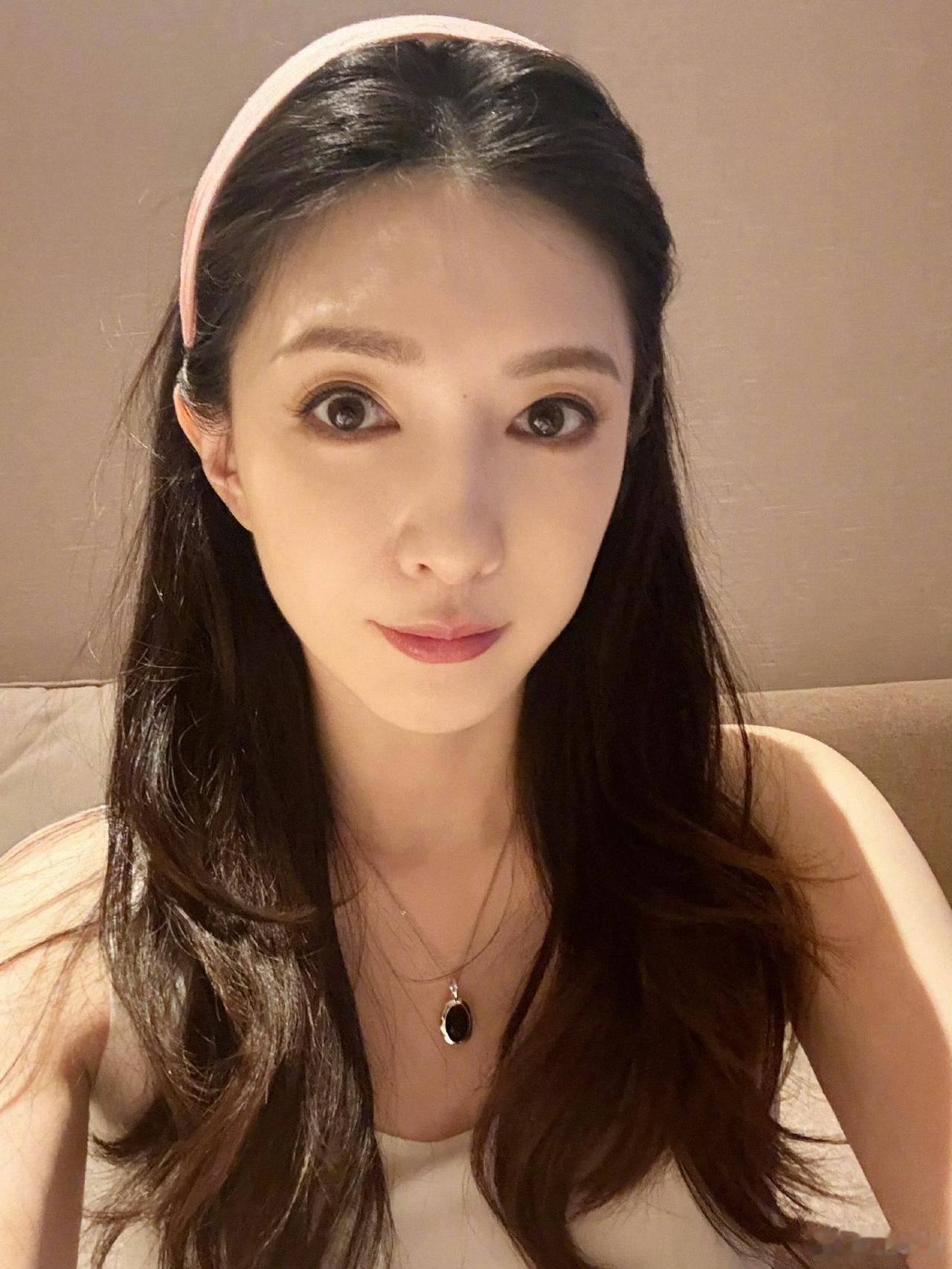 江疏影 自拍美图[送心]