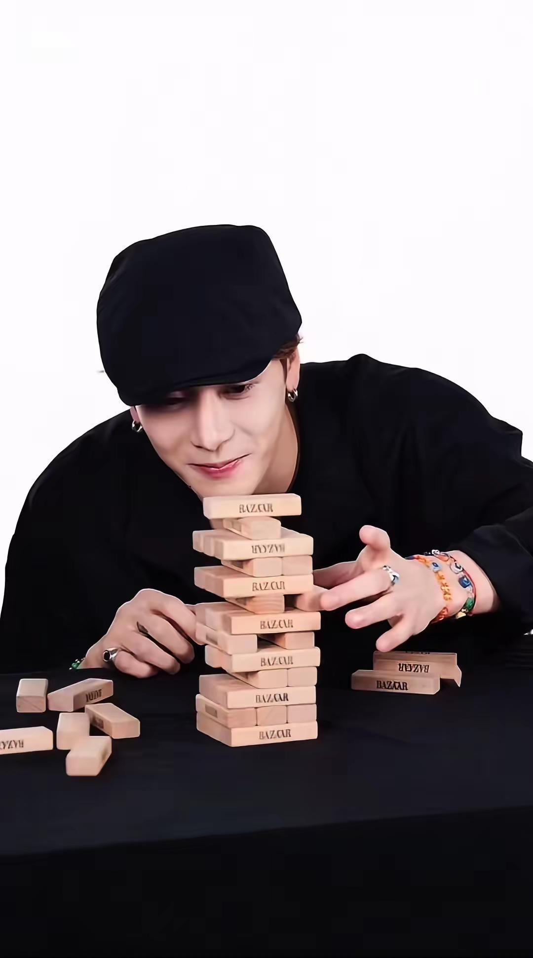 得几张帅图😎😎😎王嘉尔 jacksonwang