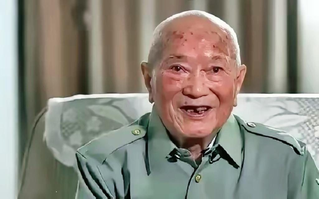 看哭！开国最小红军，7岁参军九死一生，晚年官职极低却从无怨言

1979年，廖汉