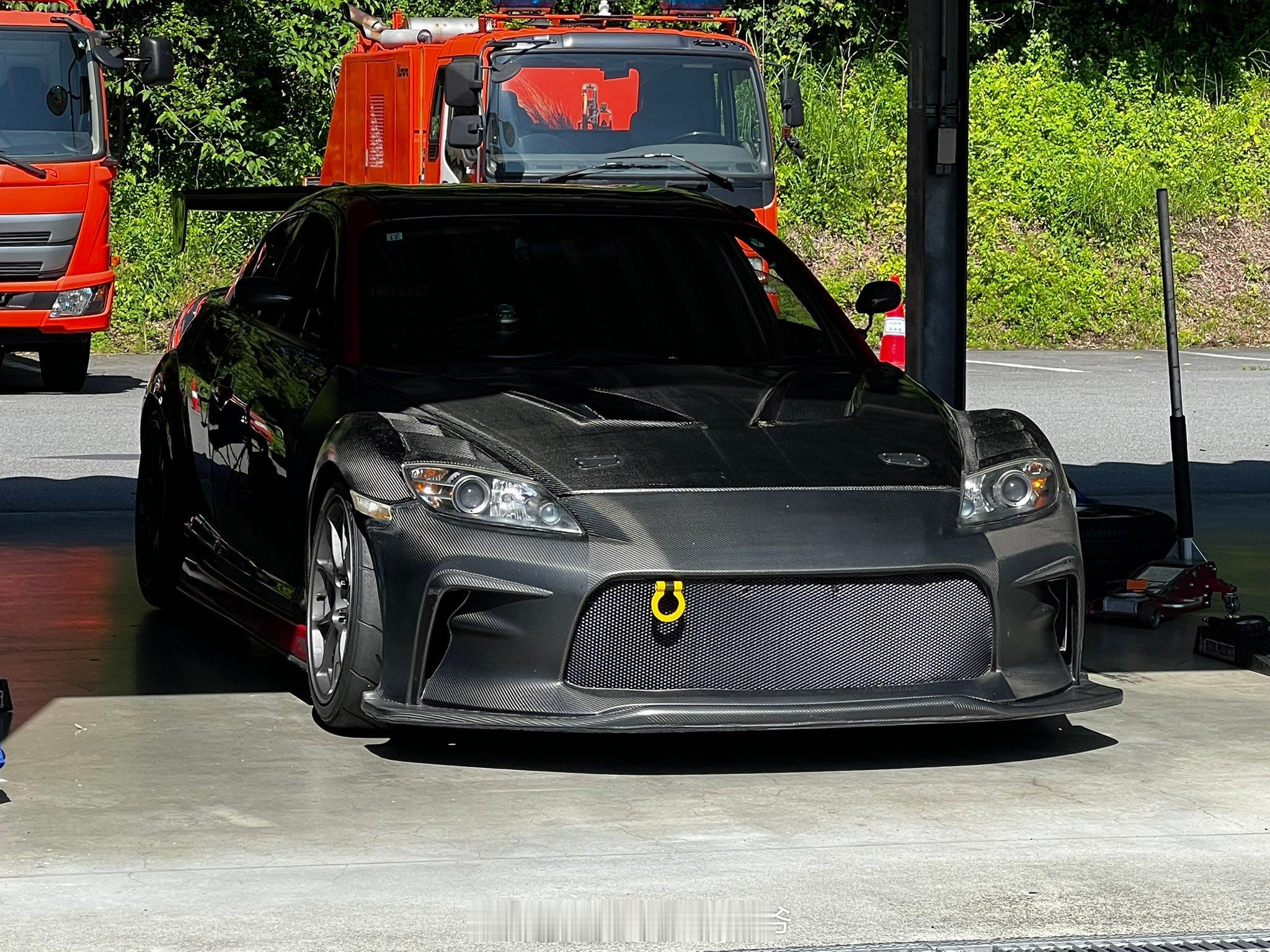 RX-86[doge] iAcro[超话] ​​​
