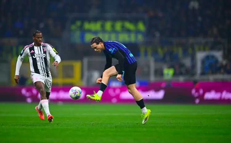 国家德比3-2剧情拉满：乌龙+自我救赎 红牌 绝杀 6.7亿豪门6连胜北京时间2