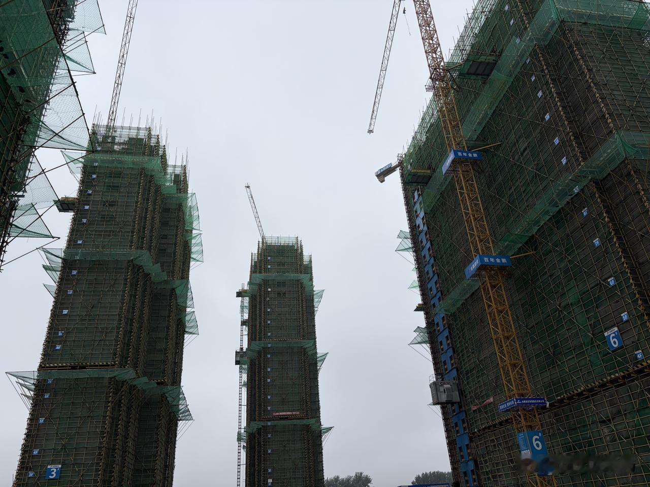 “钱再多，不如健康重要”，这话太对了。在当下，金钱成了很多人衡量成功的标准，大家