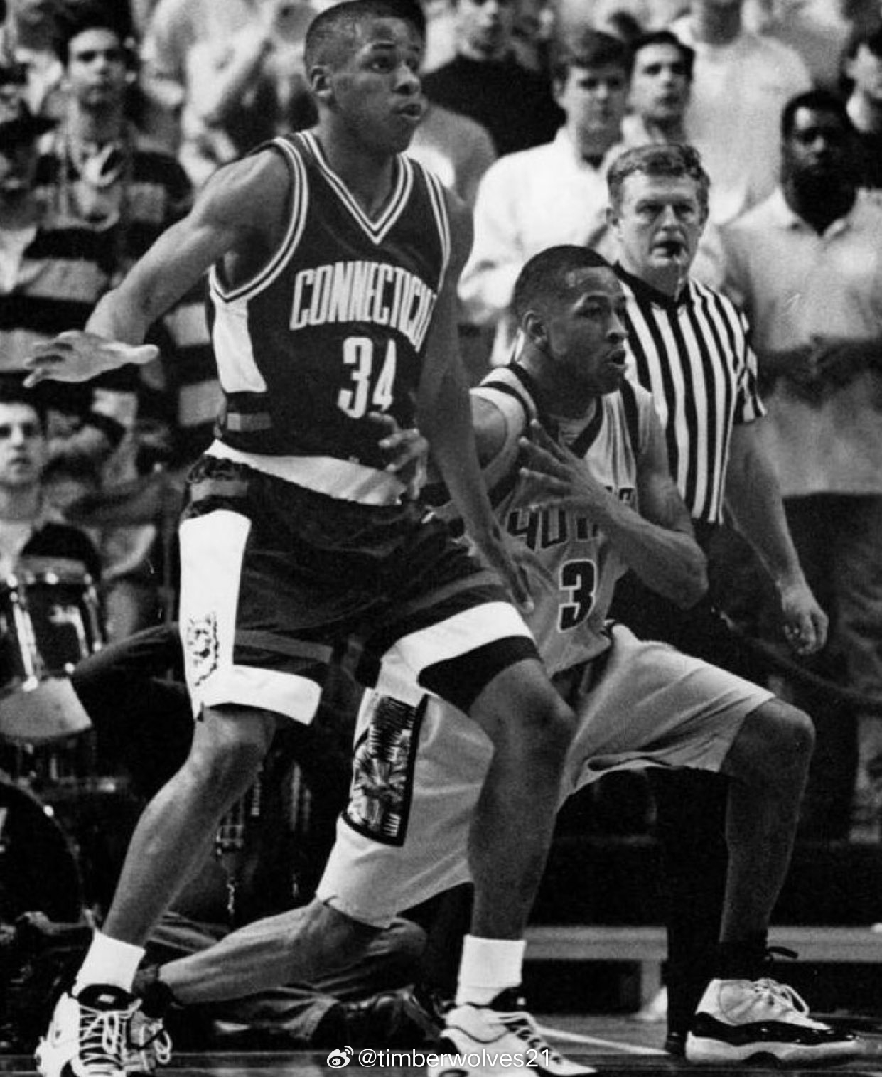 雷·阿伦在大学时期与阿伦·艾弗森对位 