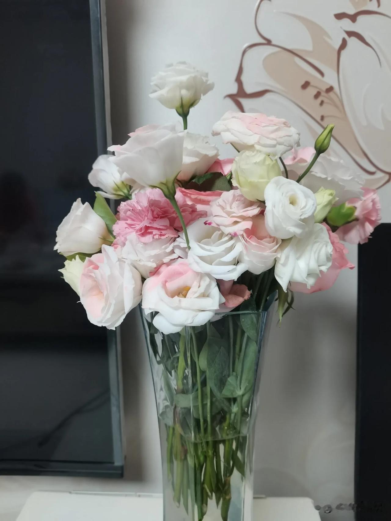 关于升学宴请客，我八十岁的老妈，和我十八岁的女儿，看法出奇一致！

给女儿办了个