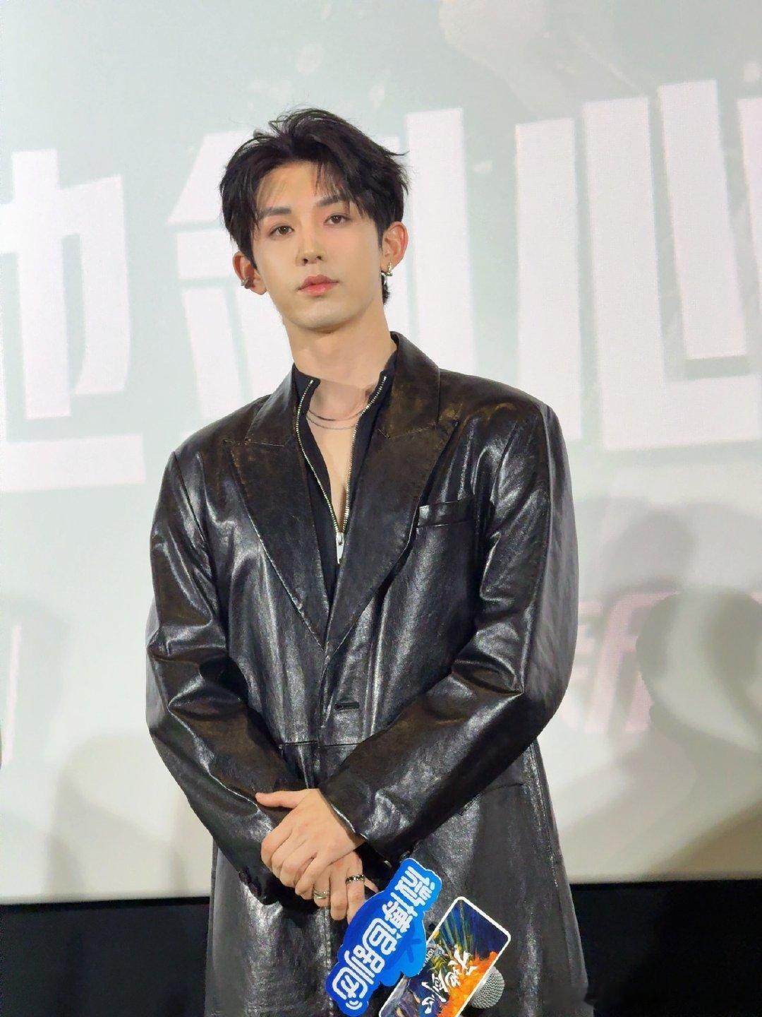 成毅郭俊辰合唱 成毅郭俊辰合唱直接封神！温柔声线完美融合，这波听觉盛宴，我能把手