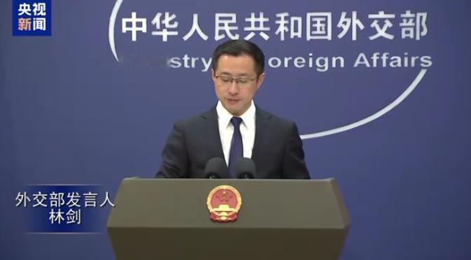美国政府禁止英伟达向中国企业出售高端AI芯片的时候，西方媒体不提贸易自由；现在中