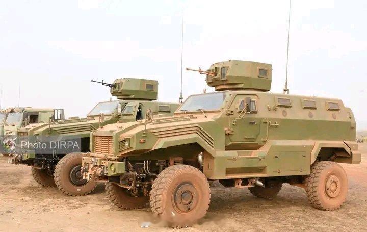 兵器影像 马里军队装备的中国造CS/VP14防地雷反伏击装甲车辆和VN22B轮式
