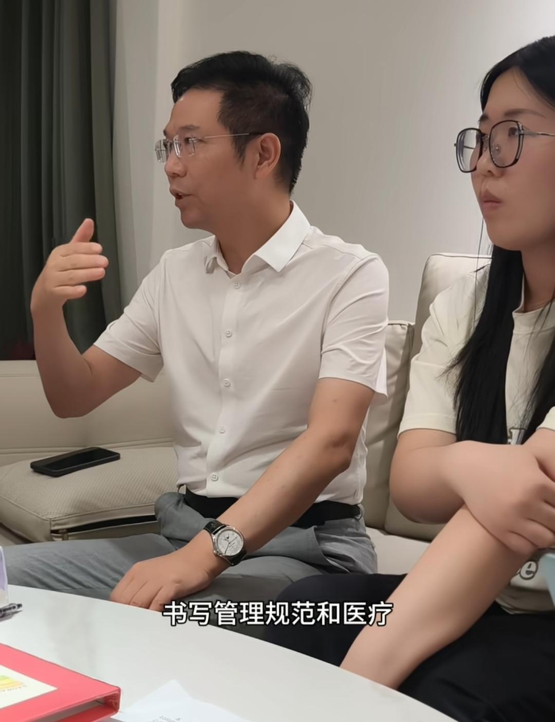 错换29年的小魏，找到了李律，这事会有转机吗？听说病历是封存起来了，这也是一个好