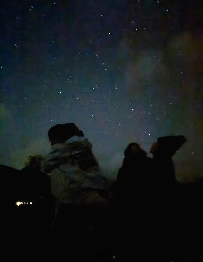 虽然不太懂现代的人对于结婚和离婚的见解，但是豁达是真的豁达，而且我一直以为余文乐