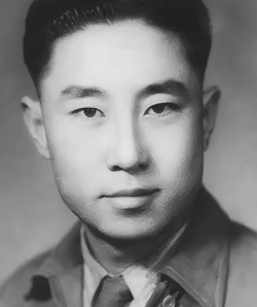 1938 年，特务去小学抓地下党杨文海，谁知刚到校门口，恰巧就碰上了杨文海，特务