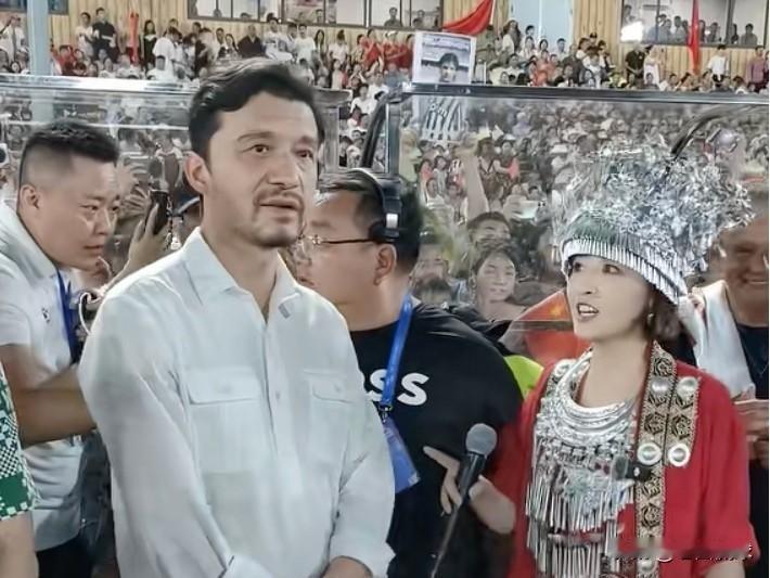 中超绯闻转会---谢晖…近日有消息传出重庆铜梁龙有意聘请谢晖出任球队主帅带队征战